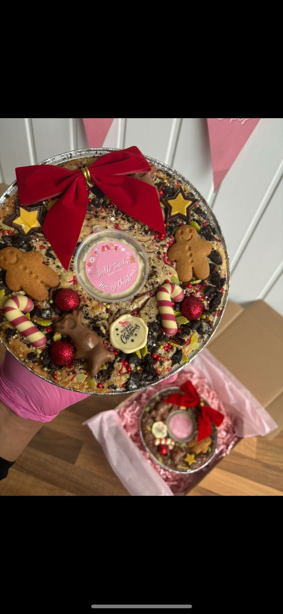 8” Christmas Wreath - Joelle Jacobs Baked Treats