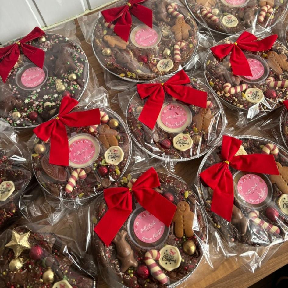 6” Christmas Wreath - Joelle Jacobs Baked Treats