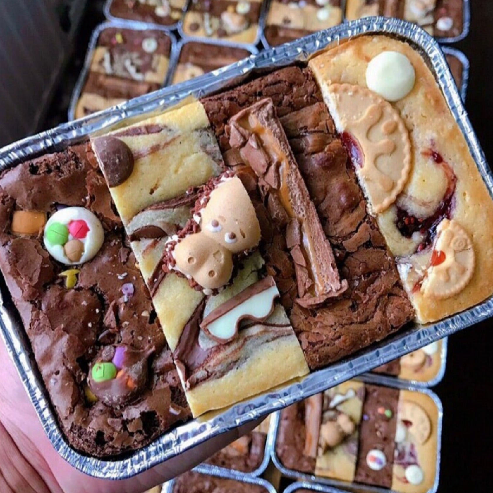 Surprise Mixed Brownie & Blondie Tray